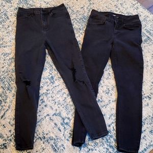 2 pair of hot topic jeans